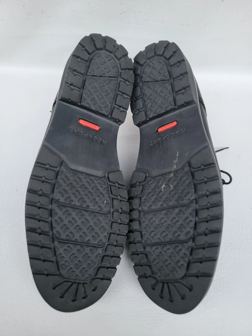 Rockport Black Leather Lace-Up Oxfords with Contrast Welt